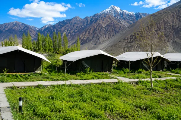 DAY 11: Leh / Khardung Pass / Nubra Valley / Hunder / Diskit